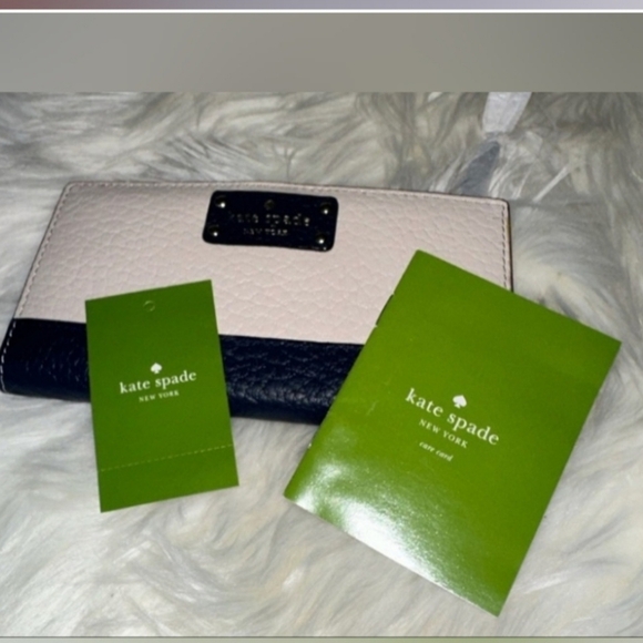 Kate Spade Black and Cream Women's Wallet NWT - Picture 1 of 4